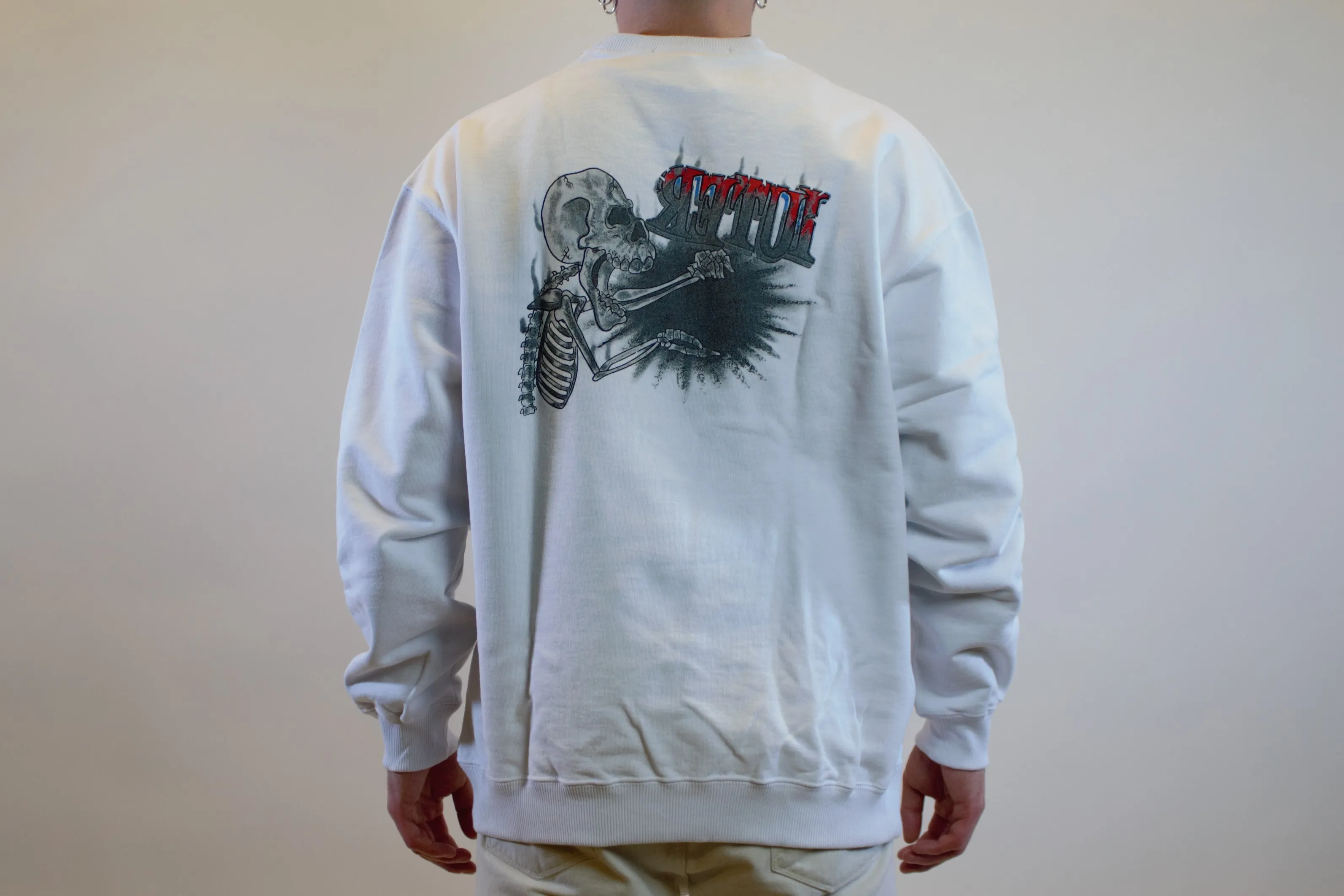 ATOMIC CREWNECK WHITE