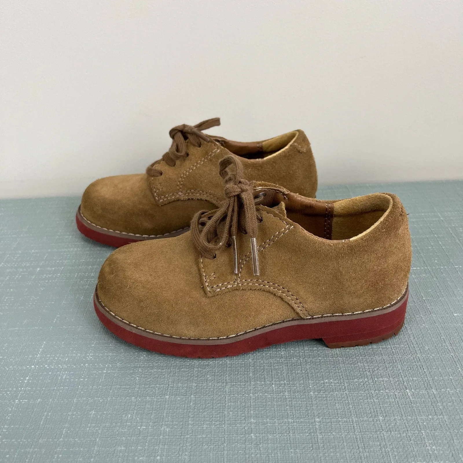 Editors Choice Sperry Top-Sider Boys Tevin Suede Oxford Shoes 9.5  Going Fast!