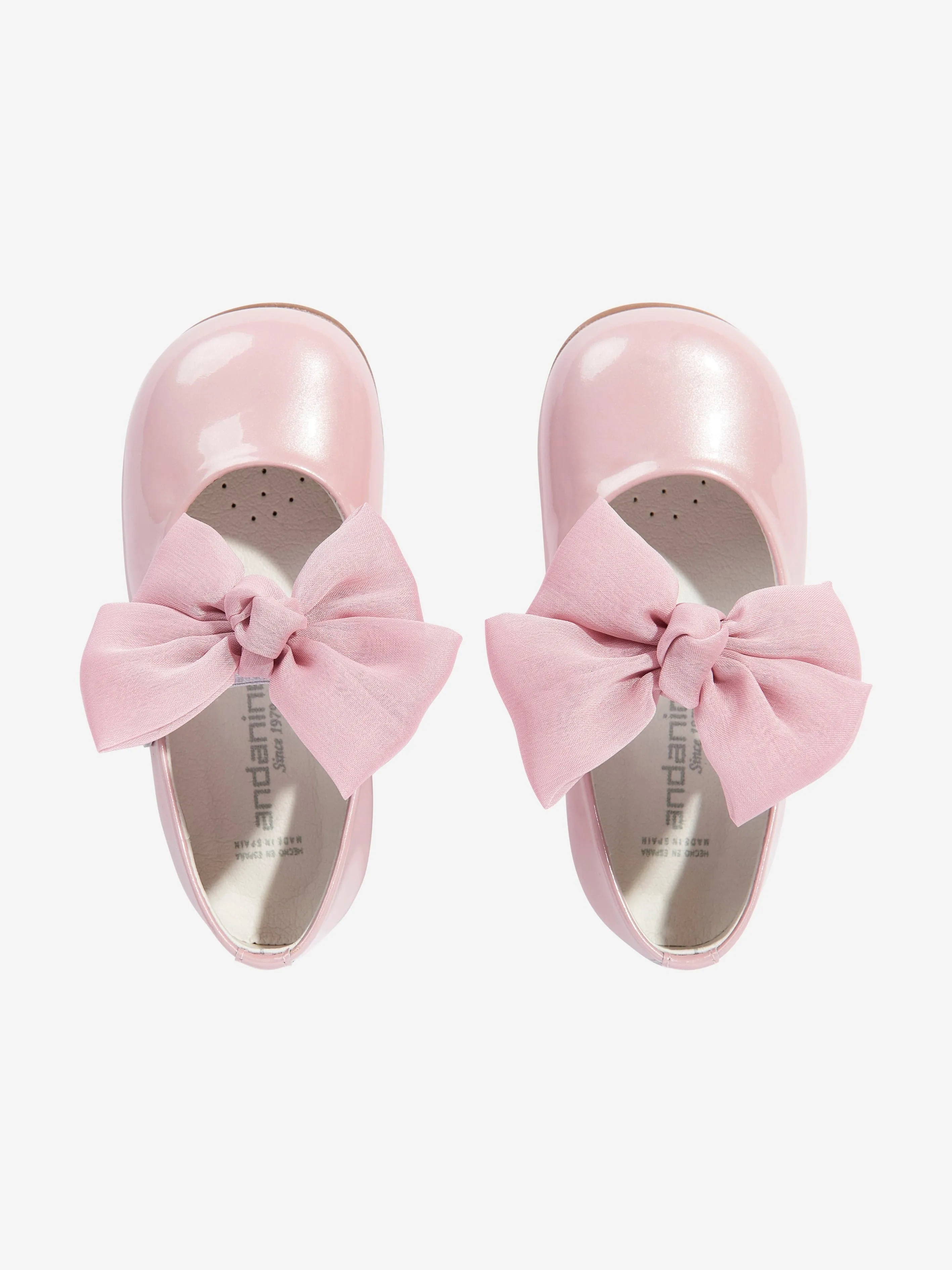 Girls Patent Leather Bow Shoes in Pink
