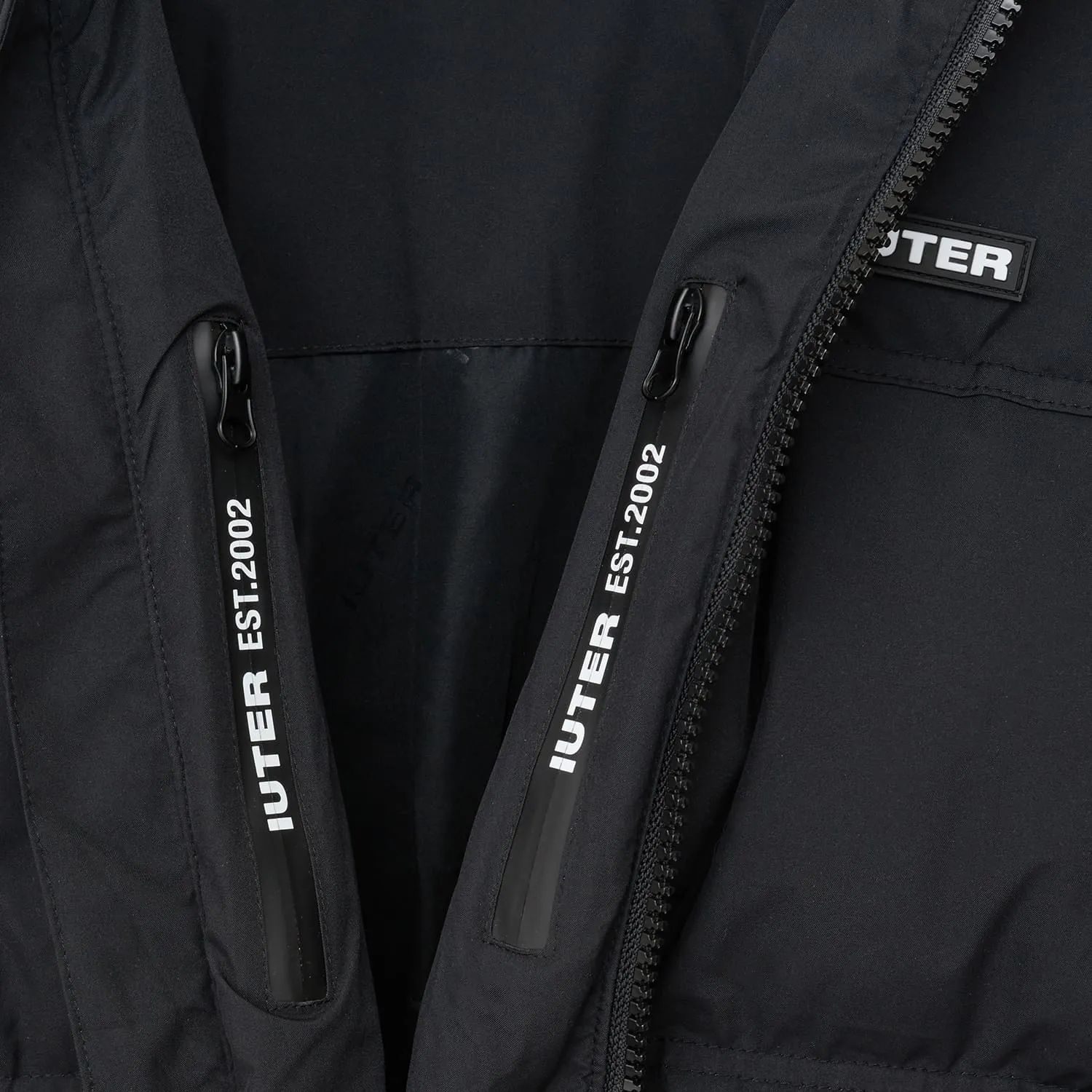 Iuter Puff Hood Down jacket