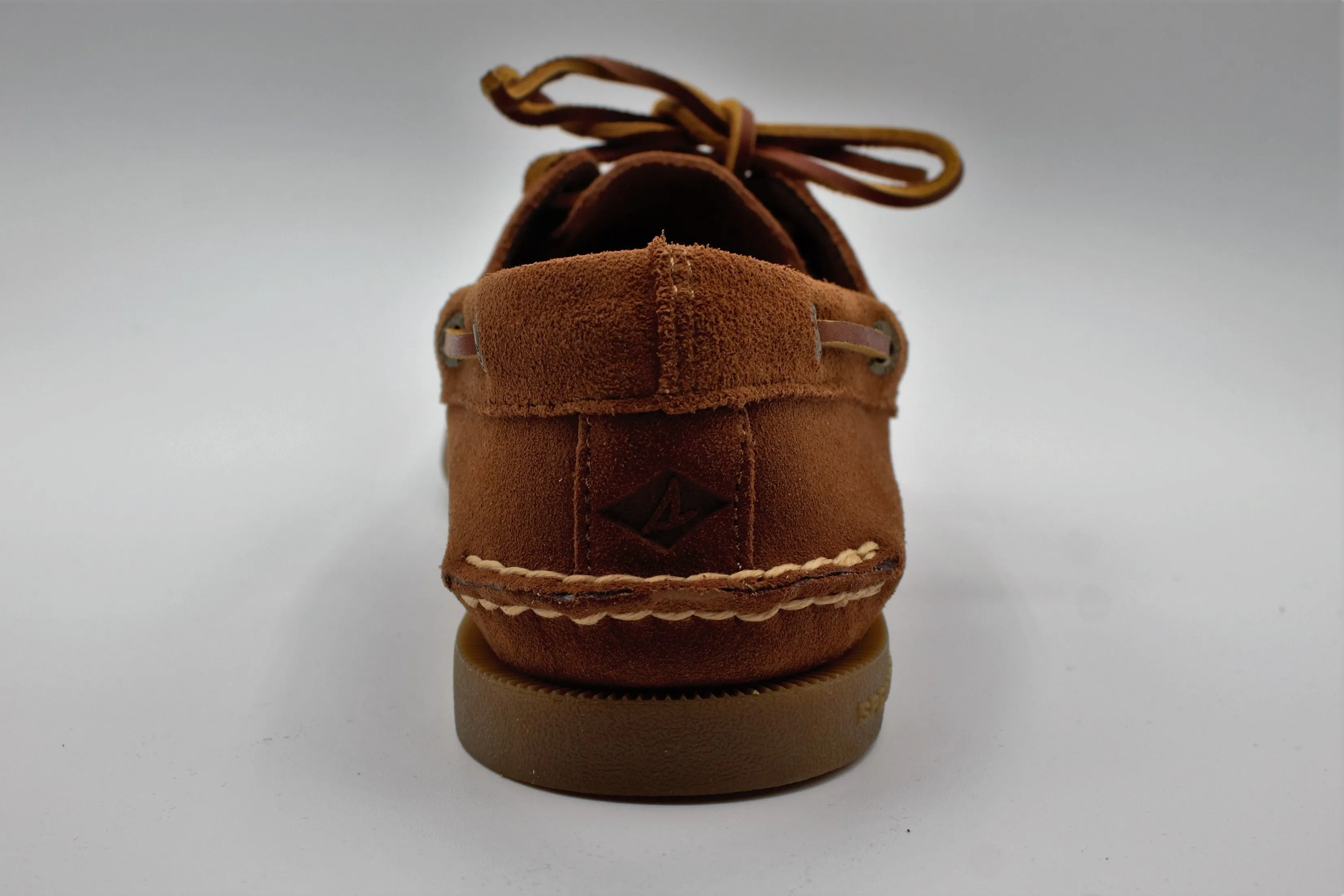 MAO2EYESUEDE53.2