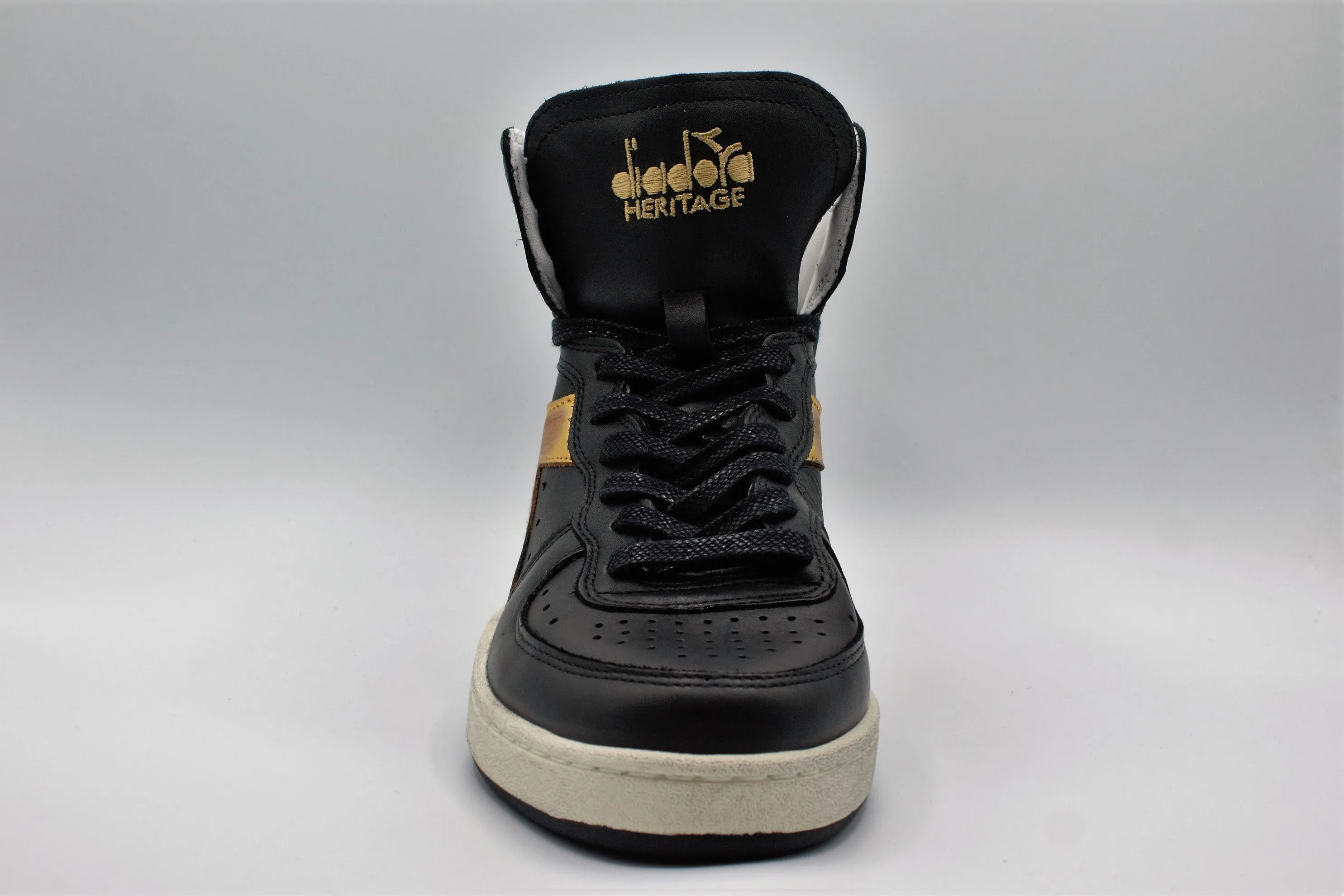 MI BASKETBALL NEW MOON USED