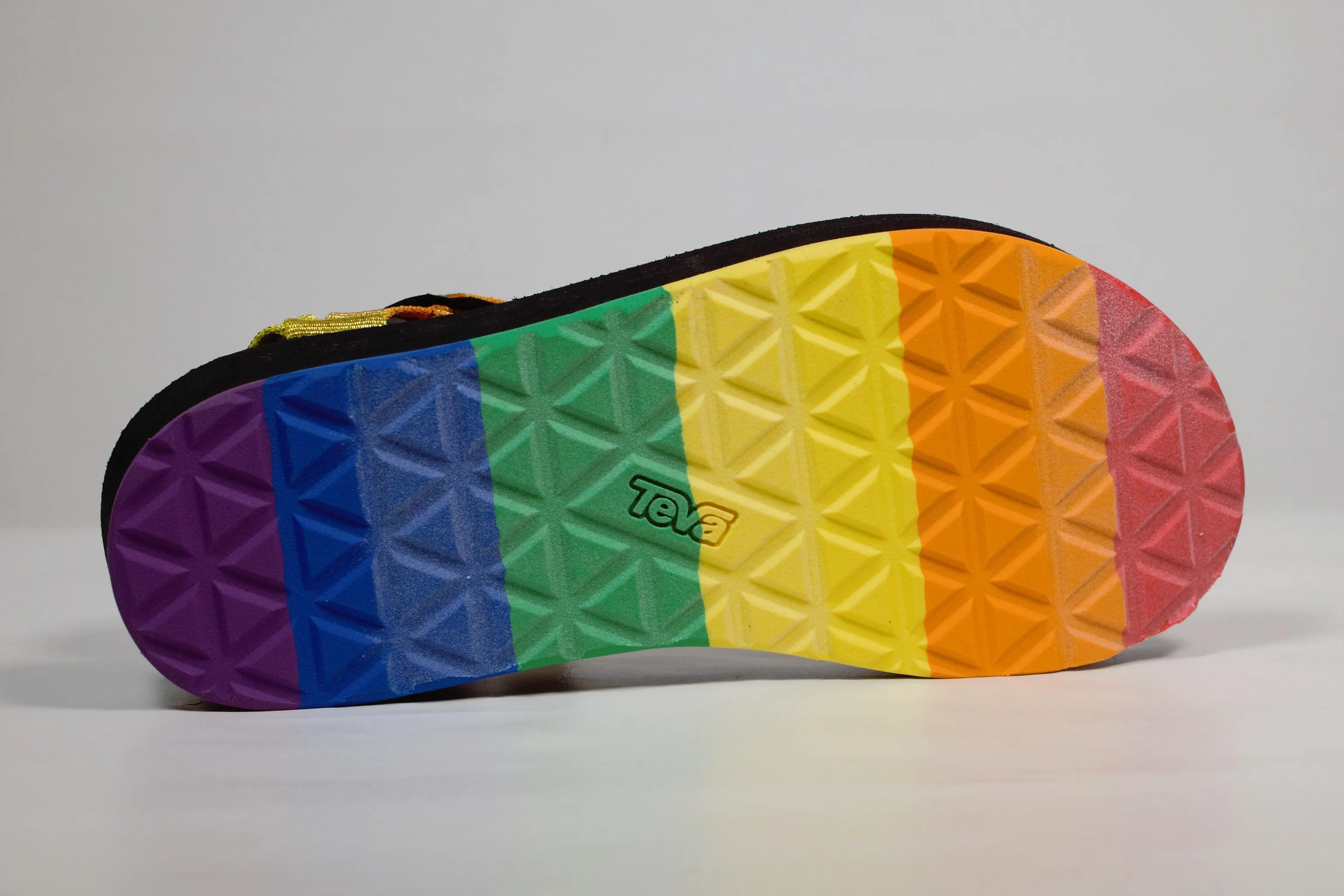MIDFORM UNIVERSAL PRIDE