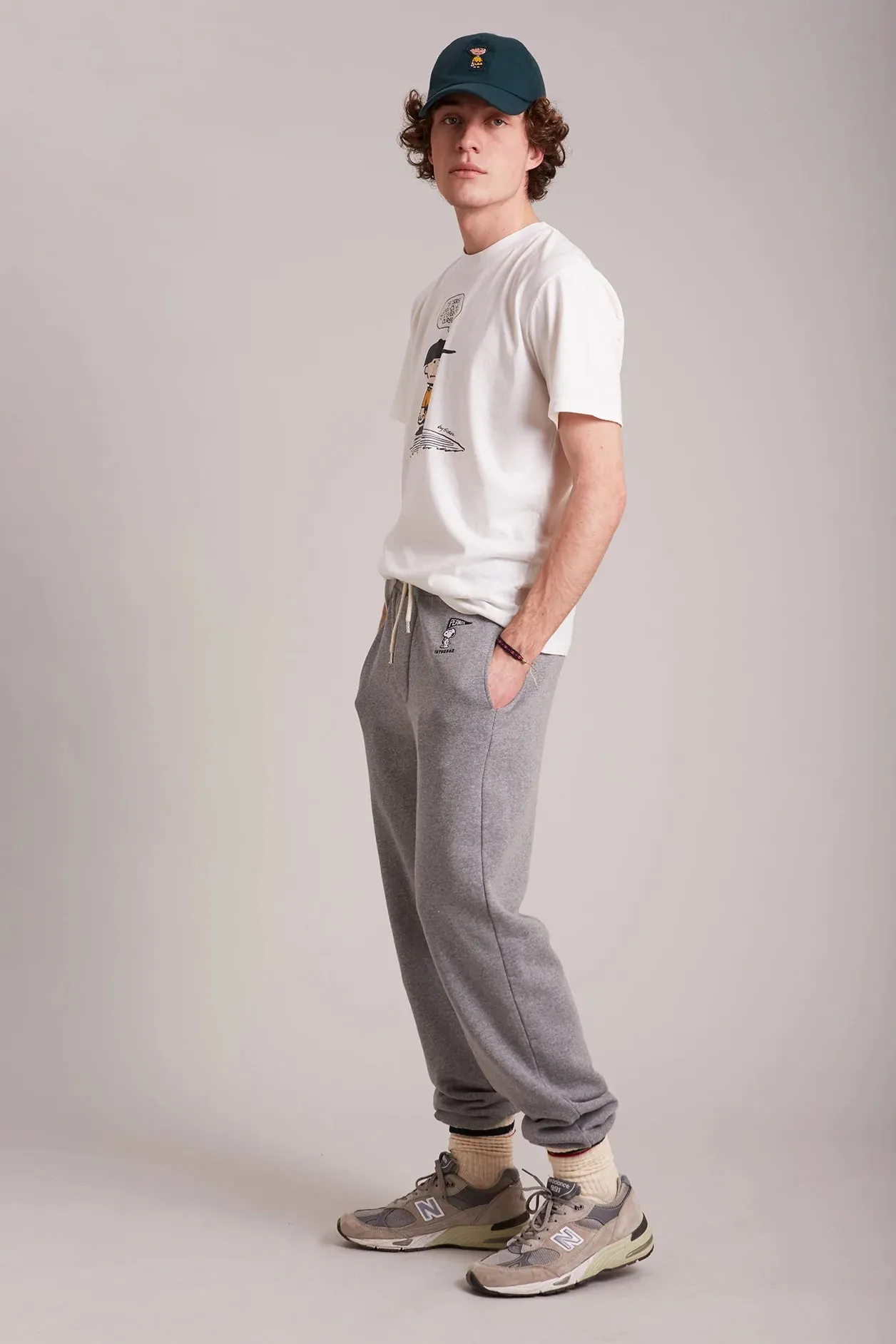 Pants In The Box Sweatshirt Snoopy Flag