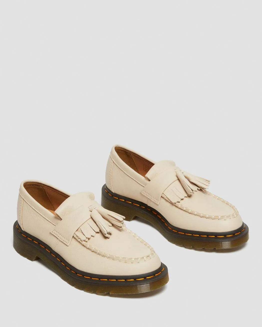 Scarpe Dr Martens Adrian Parchment Beige