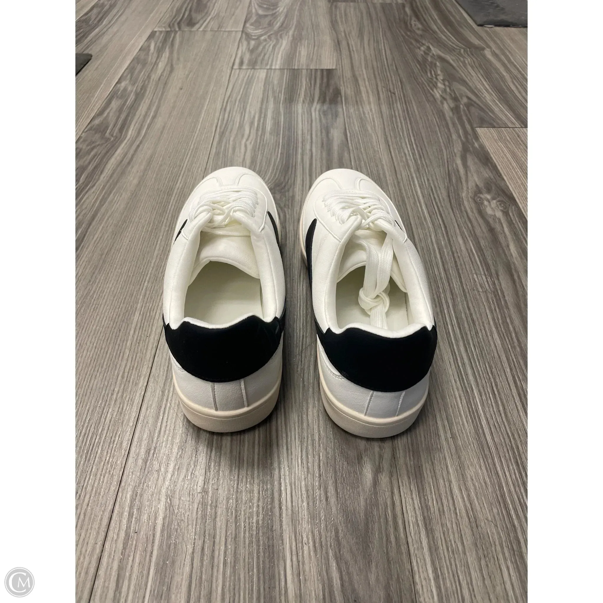 Shoes Athletic By Dolce Vita In Black & White, Size: 10