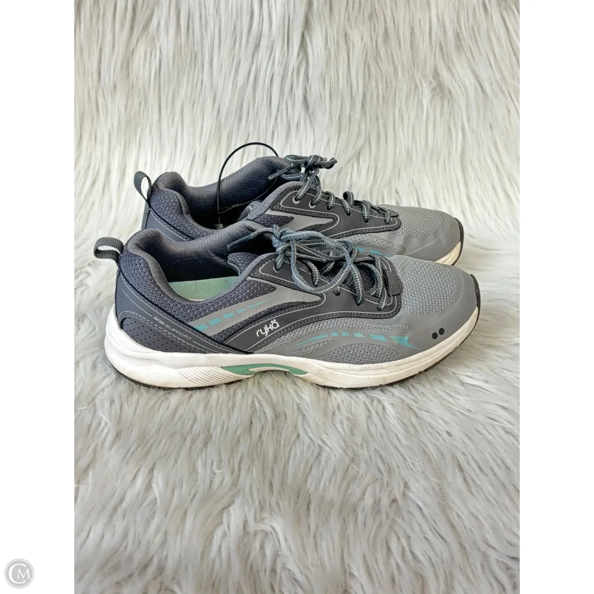 Shoes Athletic By Ryka In Grey & White, Size: 7.5