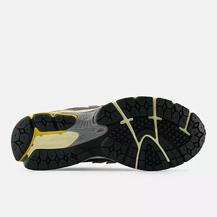 Sneakers New Balance Lifestyle M1906RRA Licorice