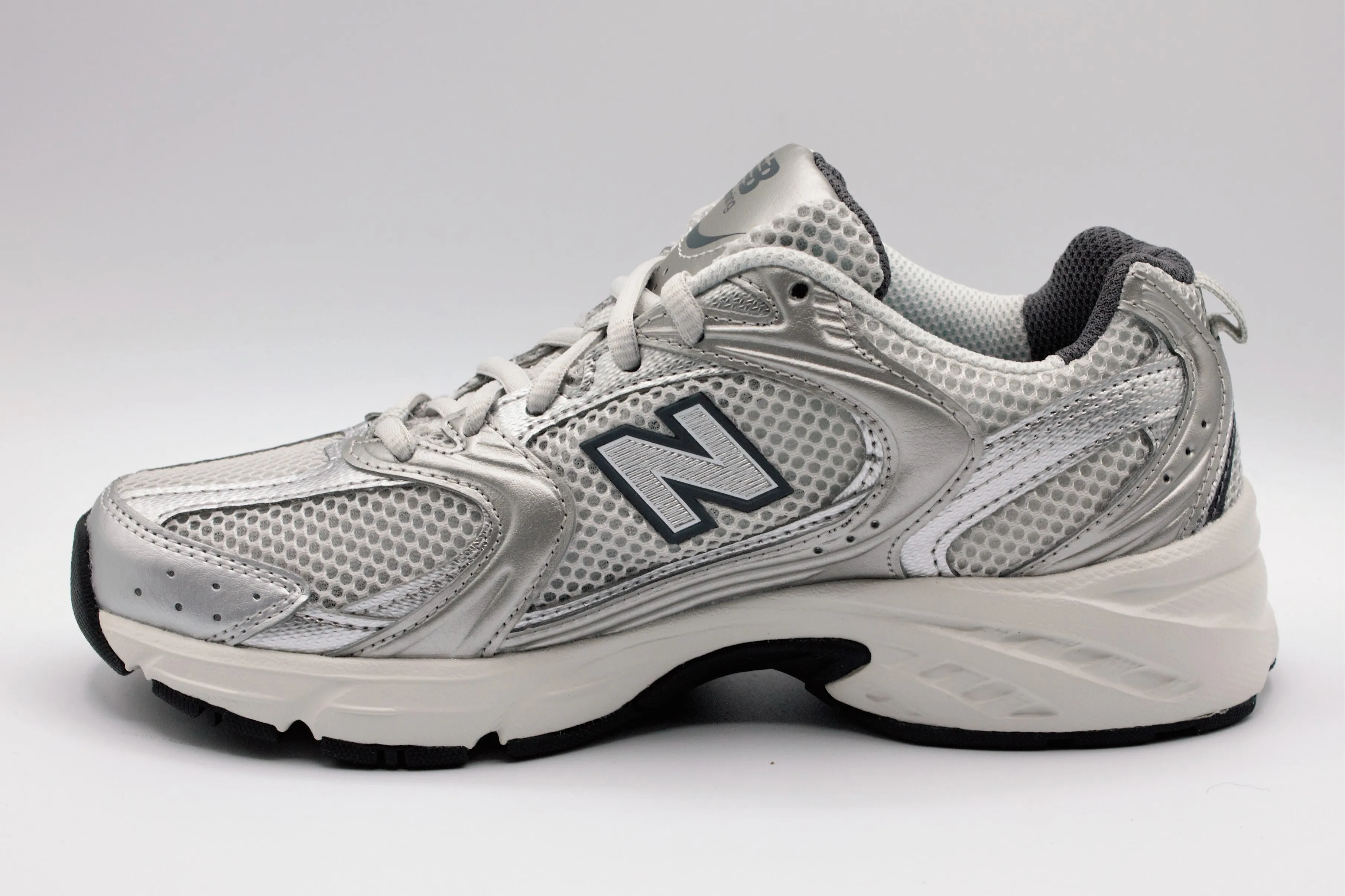 Sneakers New Balance Lifestyle MR530LG Grey Matter