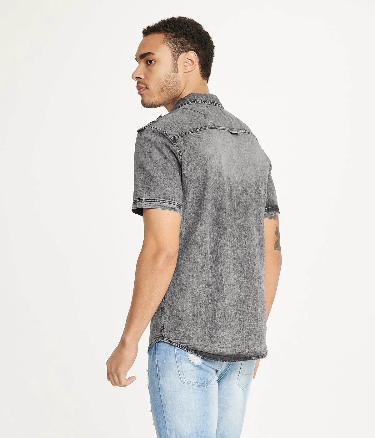 Trending Now Brooklyn Laundry Men's Short Sleeve Stretch Denim Shirt 3  Limited Release!
