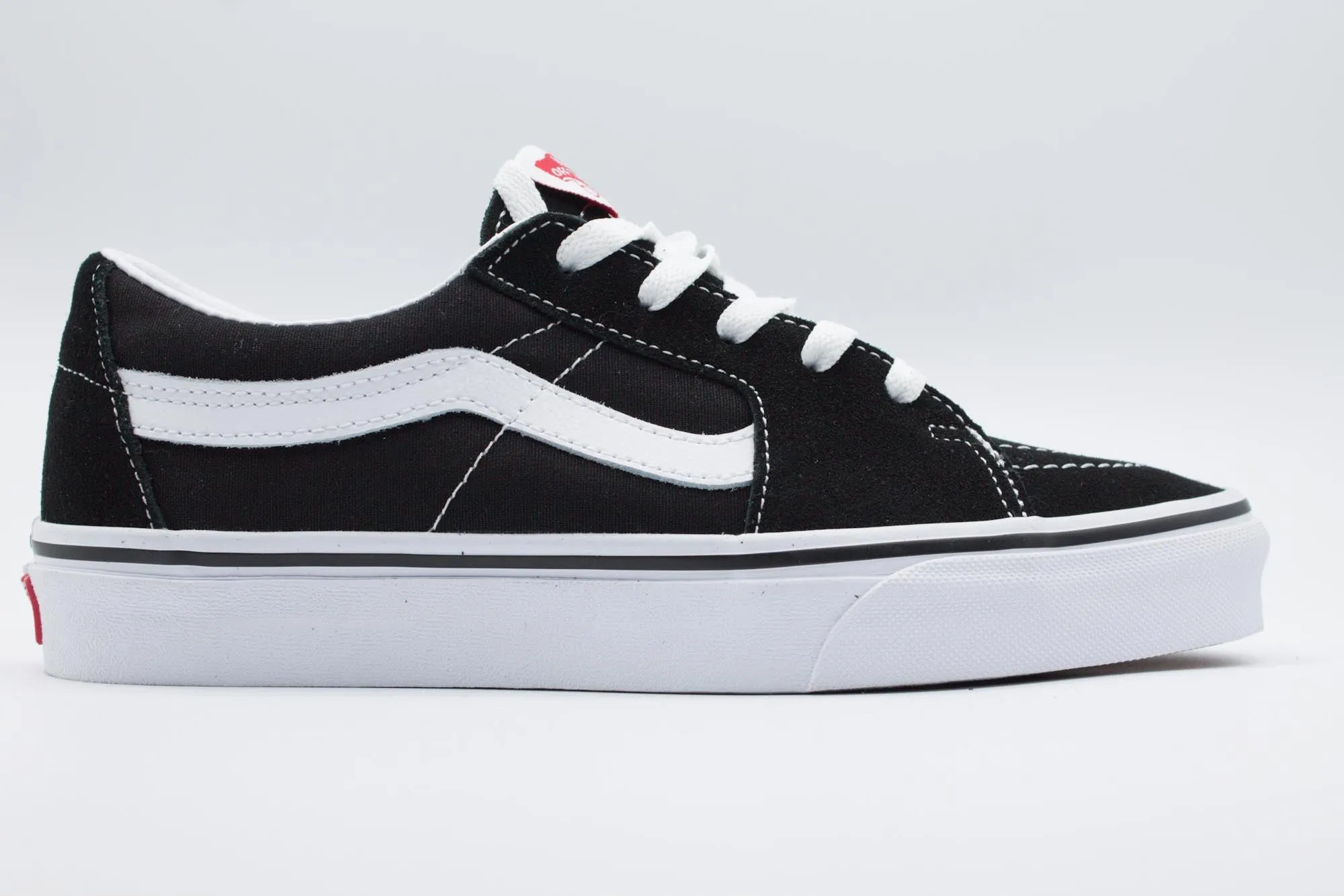 UA SK8-LOW BLACK/TRUE WHITE